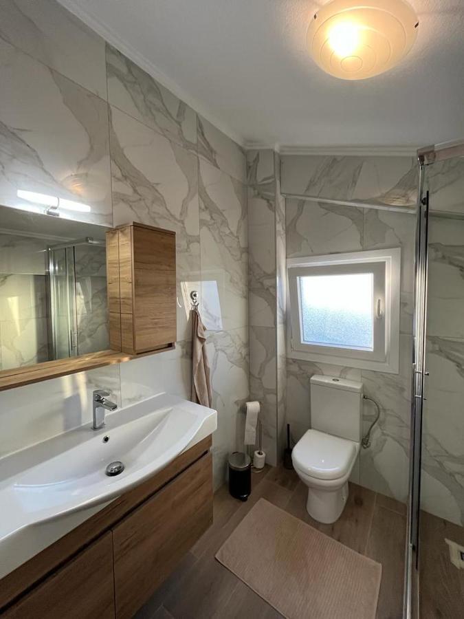 Blue Fish Luxury Villa Nikiti  Exteriér fotografie